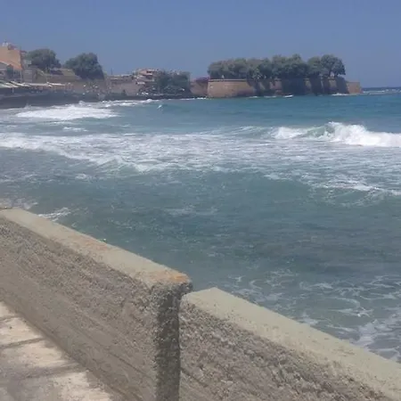 House By The Sea, In The Heart Of Chania! Apartment *